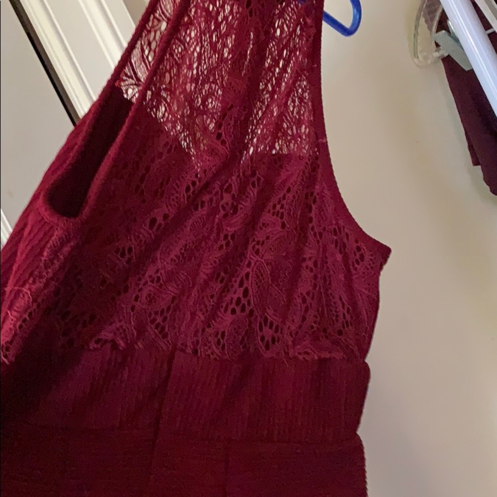 Red dress - Picture 3 of 3